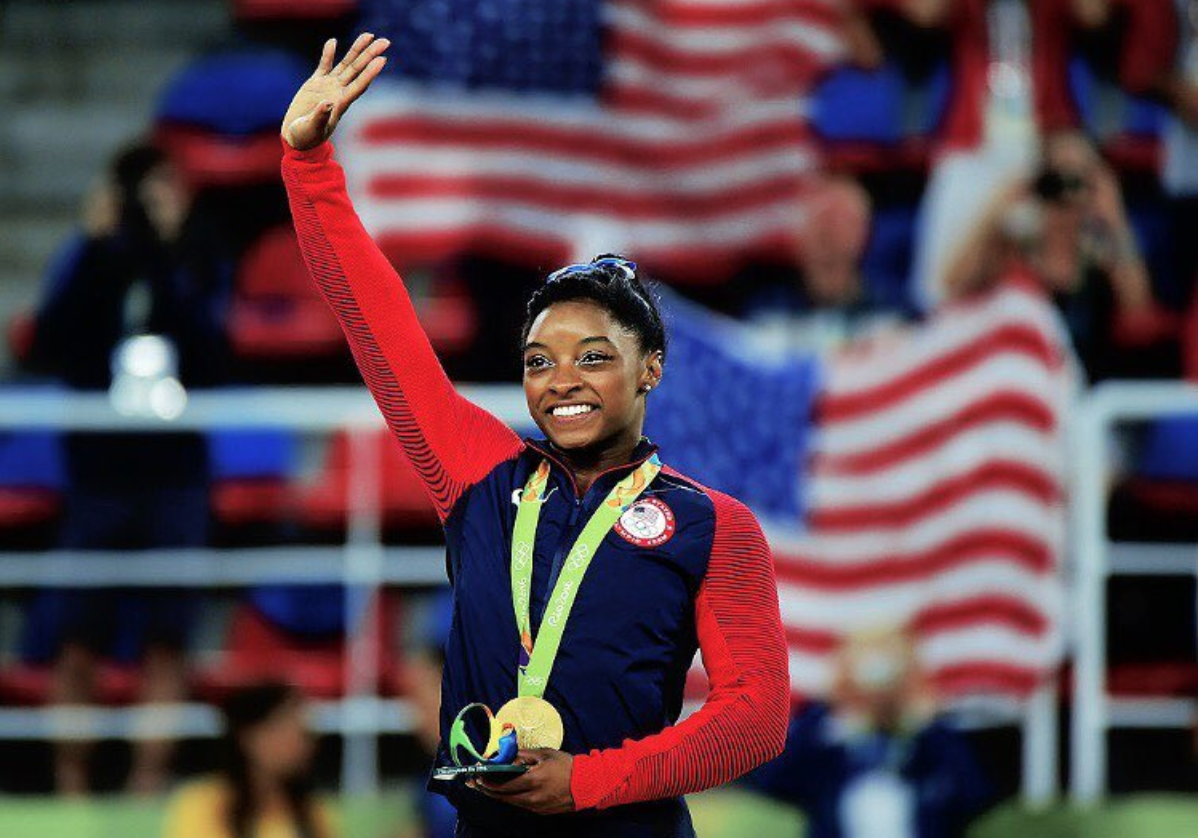Oltre gli abusi e il dolore: Simone Biles, la ginnasta più forte di tutti i tempi