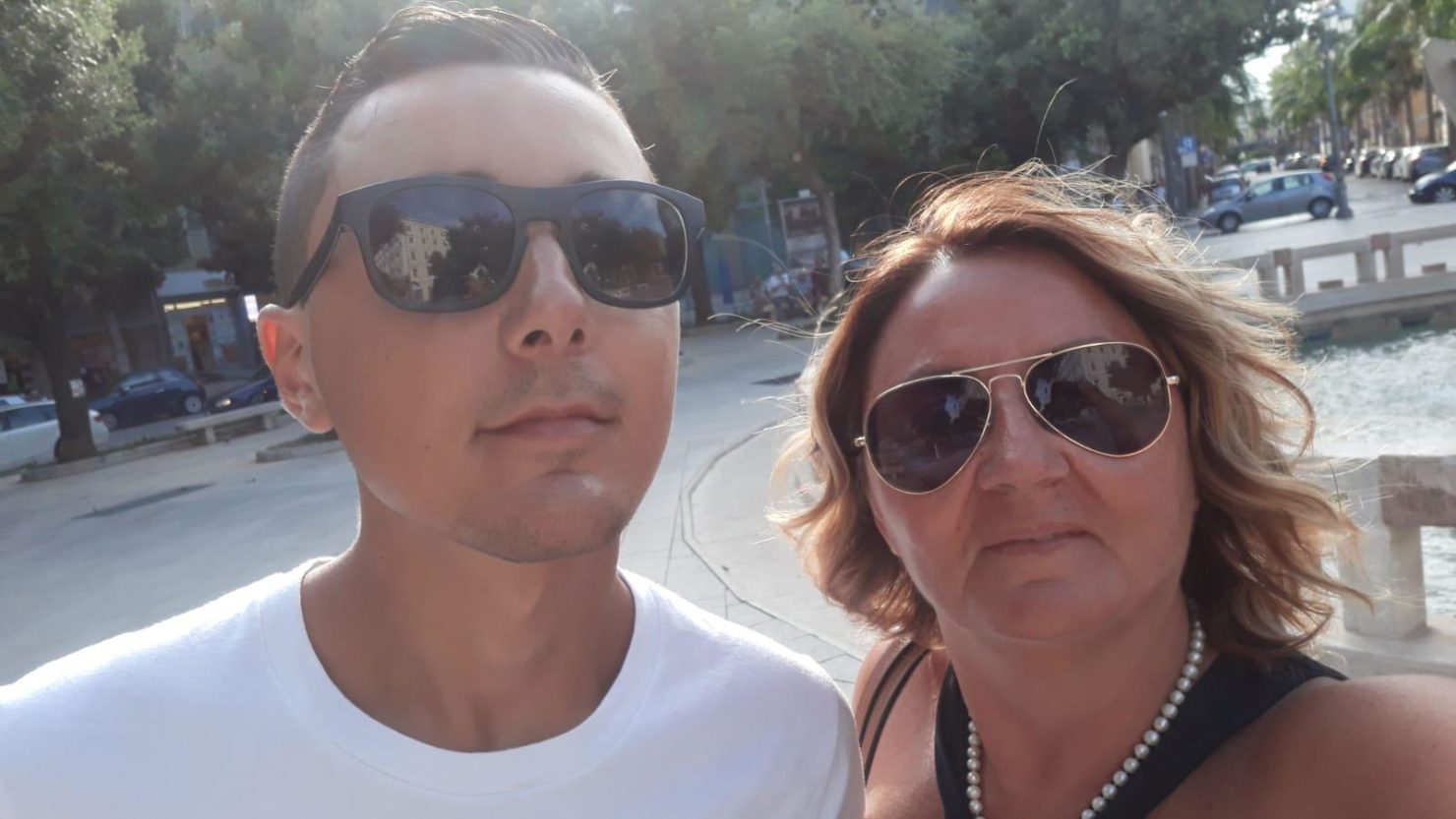 "La mia vita all'ombra di un fratello autistico e il diritto di sentirmi diversa"