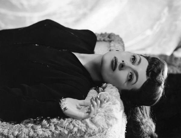 Joan Crawford, il tormento di dover essere perfetta