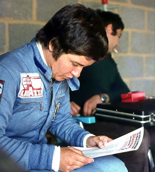 Il mezzo punto che fece entrare Lella Lombardi nella Storia