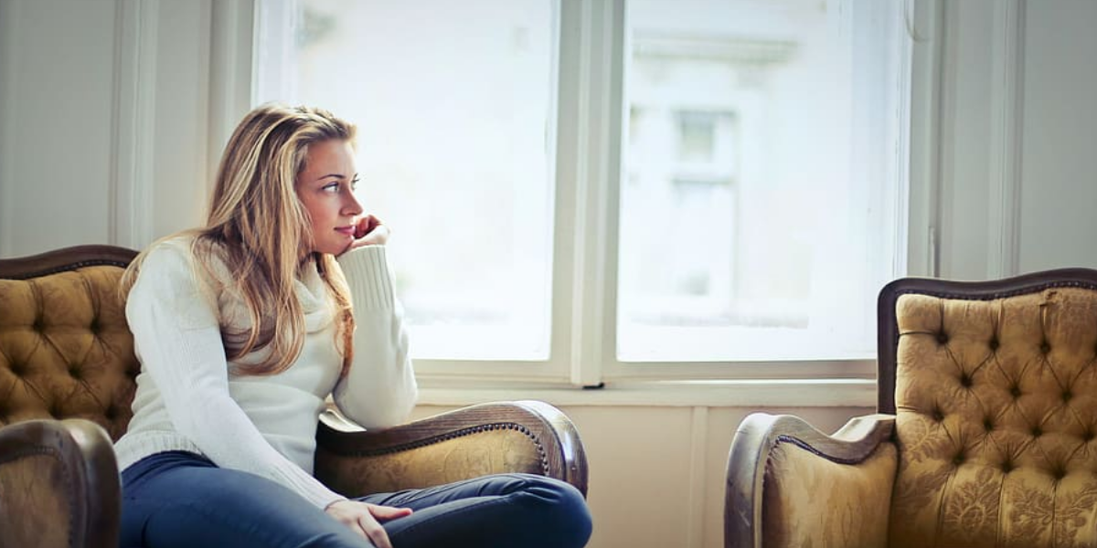 Cosa fare perché l'isolamento da single (o da soli) non diventi solitudine
