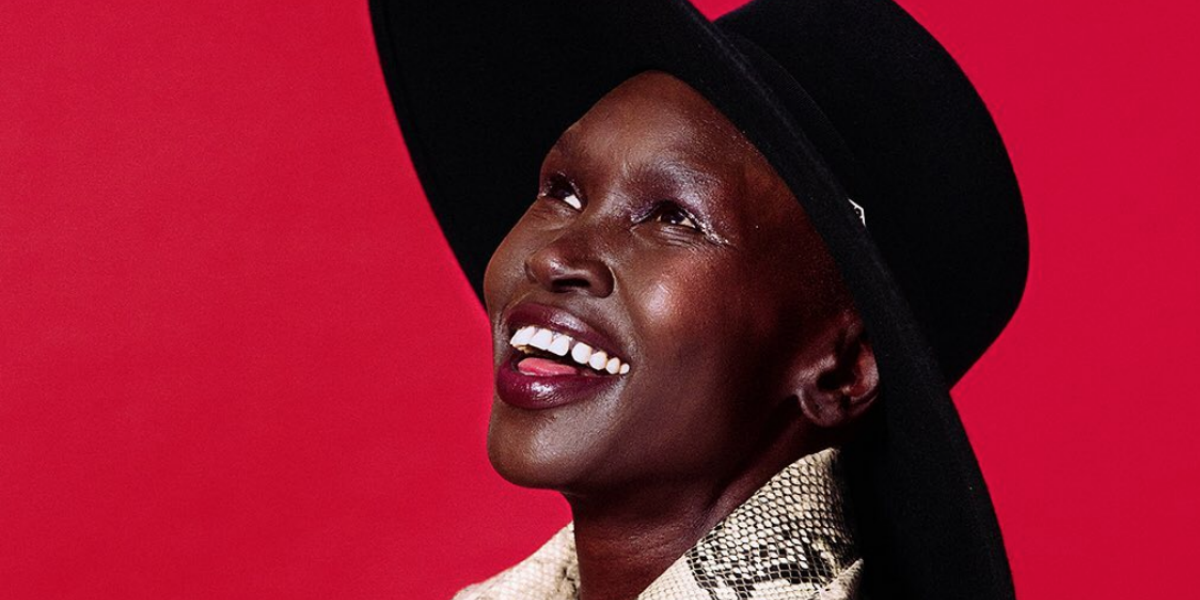Alek Wek, la modella rivoluzionaria: "Di me amo ciò di cui prima mi preoccupavo"
