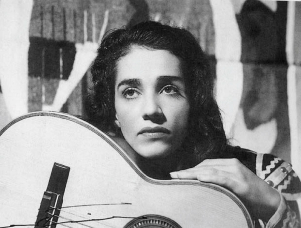 Chavela Vargas, l'incanto di una musa che amò e fu amata anche da Frida Kahlo