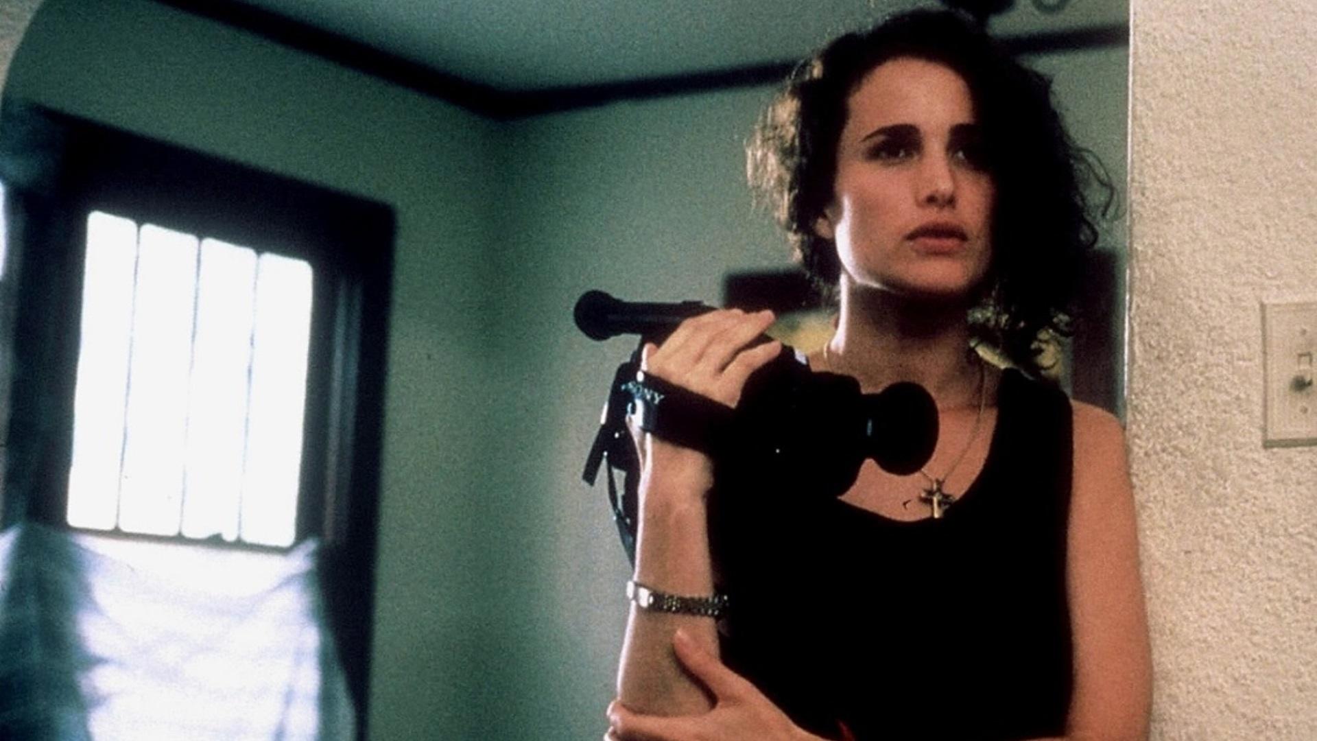 "Chiedevo a mamma: Perché bevi?", l'infanzia difficile di Andie MacDowell