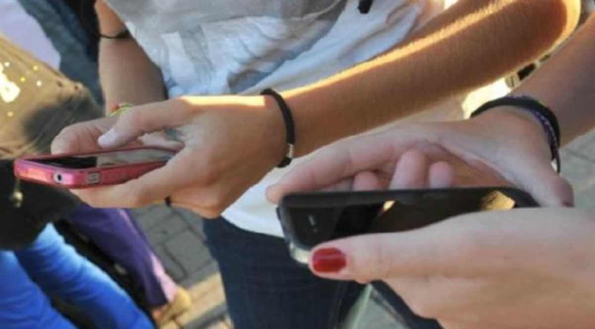 Come Tik Tok sta cambiando il sesso tra gli adolescenti e riscrivendo il mondo