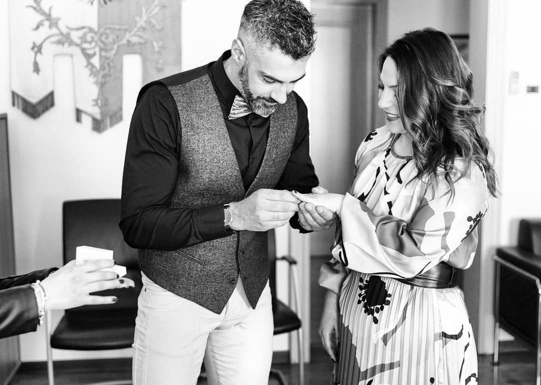 Online, in forma privata o rimandati: come il Coronavirus ha cambiato i matrimoni