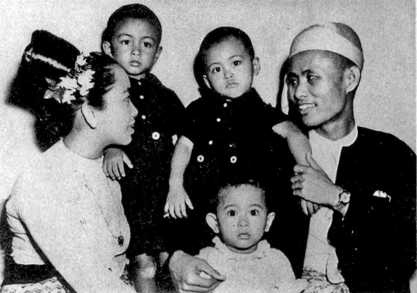 Aung San Suu Kyi, un'eroina non violenta o responsabile di genocidio?