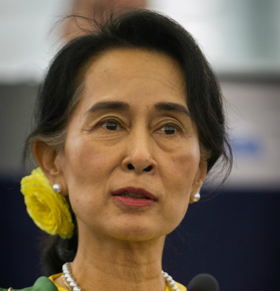 Aung San Suu Kyi, un'eroina non violenta o responsabile di genocidio?