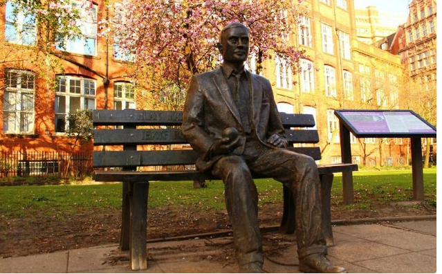 13 statue del mondo che rappresentano uomini e donne che vale la pena celebrare