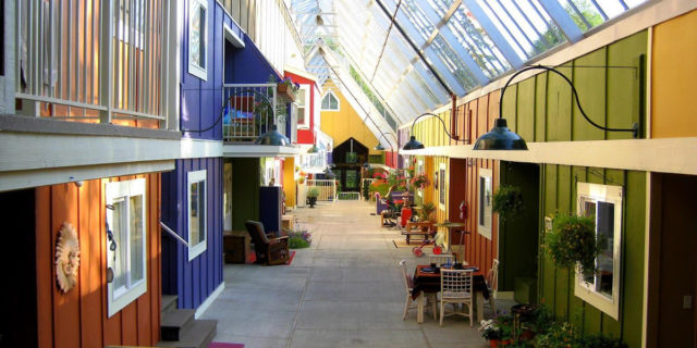 E se andassimo a vivere in cohousing? E se andassimo a vivere in cohousing?