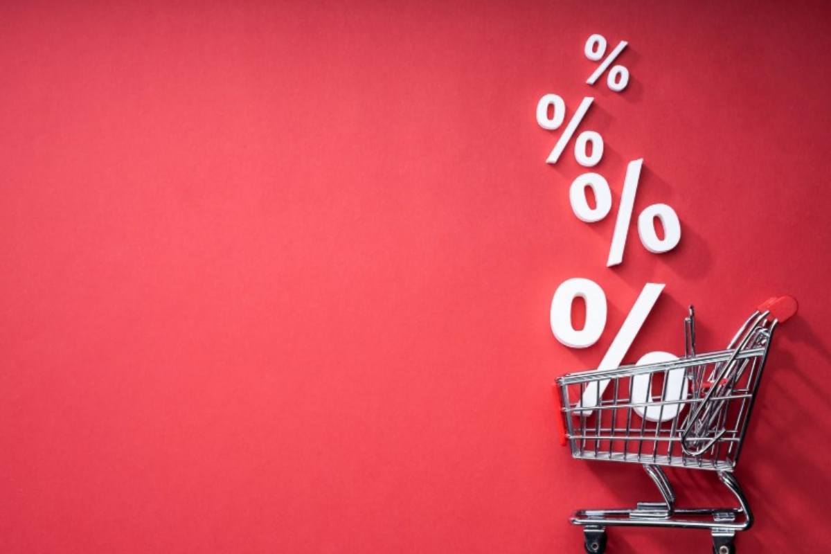 shopping selvaggio scatta l8217ora dei saldi 2026 la lista completa delle regioni dalla prima all8217ultima da Robadadonne.it shopping selvaggio scatta l8217ora dei saldi 2026 la lista completa delle regioni dalla prima all8217ultima