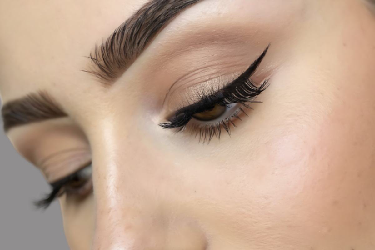 Eyeliner, non sono tutti uguali: ecco quello perfetto per in base al colore degli occhi