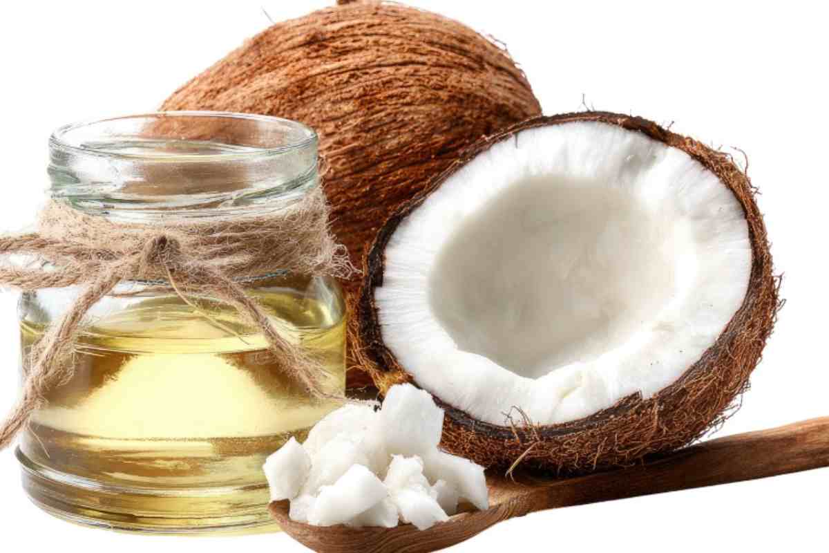 Olio di cocco, struccante