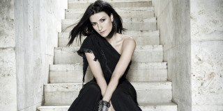 Quale canzone di Laura Pausini ti rappresenta meglio? Quale canzone di Laura Pausini ti rappresenta meglio?