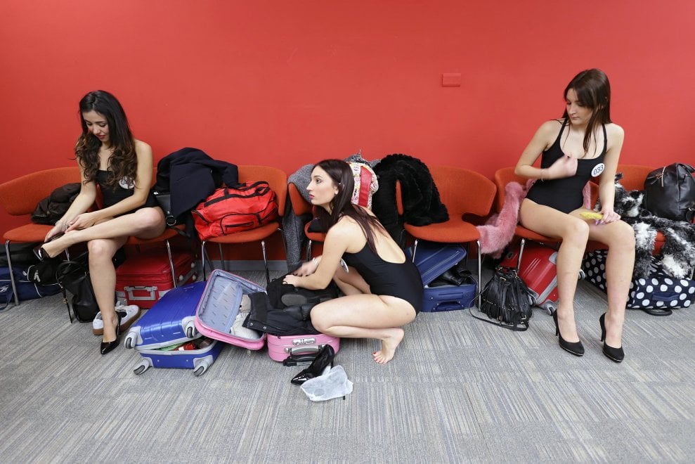 Chi sono le nuove aspiranti Miss Italia: una sfila con il bambino in fasce