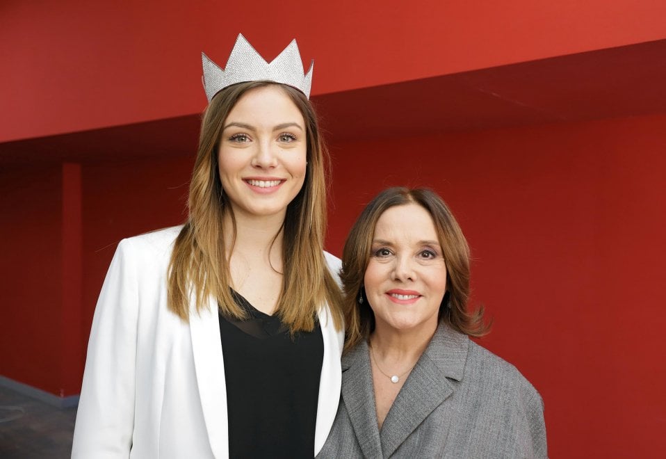 Chi sono le nuove aspiranti Miss Italia: una sfila con il bambino in fasce