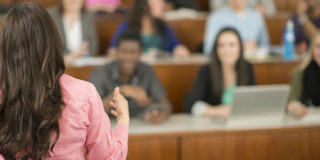 ragazze all'università