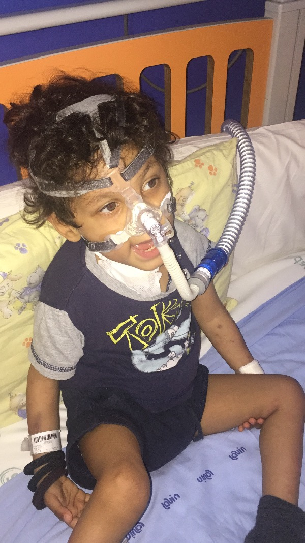 "Isaac ha 3 anni, aiutatelo a non restare tracheotomizzato a vita"
