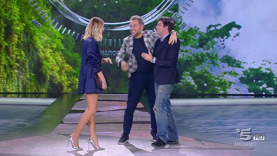 Isola dei Famosi: abbandoni e lacrime per i naufraghi