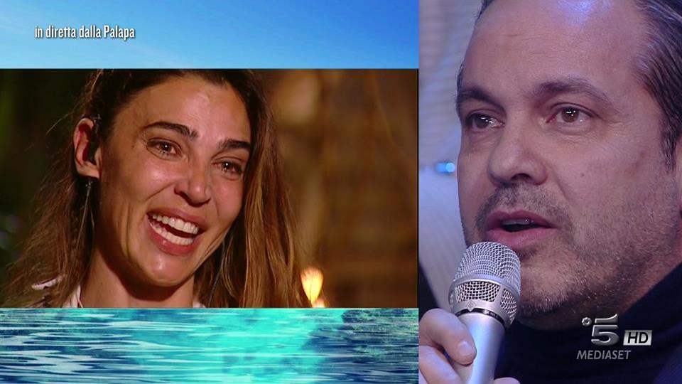 Isola dei Famosi: abbandoni e lacrime per i naufraghi