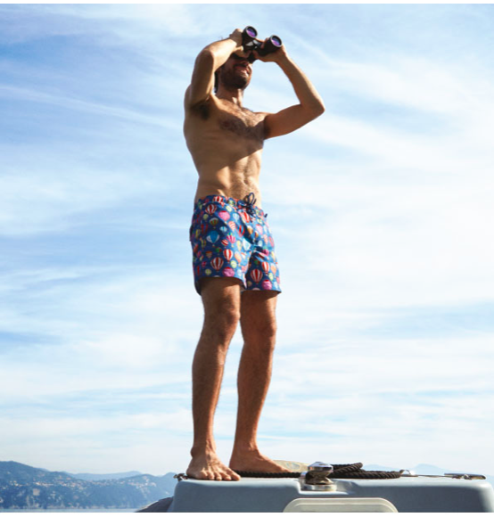 Da ricercatori a modelli: Luca e Tommaso per la nuova campagna beachwear di Chimborazo