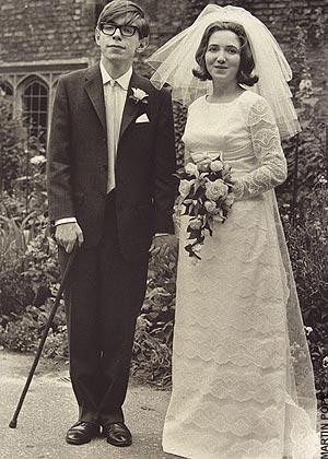 Stephen Hawking, 7 cose che l'astrofisico ci ha svelato sull'universo e sul nostro futuro