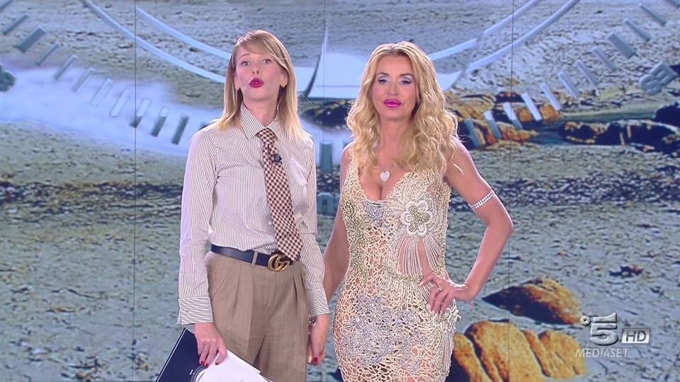 Isola dei Famosi 2018: il nervosismo dei naufraghi e il ritorno di Valeria Marini