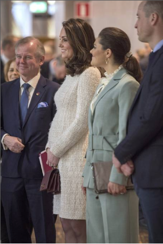 Il debutto reale del principe Louis: è già una star
