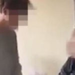Il video dell'alunno che insulta il prof: "Mettimi 6 e inginocchiati"