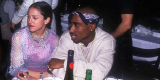 "Ti lascio perché sei bianca", all’asta la lettera di Tupac a Madonna