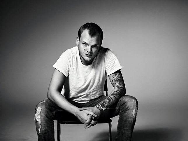 "Voleva trovare pace, era un'anima fragile": la lettera della famiglia di Avicii