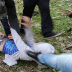 La violentano in cinque ma per i giudici non è stupro