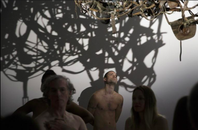 Nudi al museo, l’iniziativa naturista del Palais de Tokyo