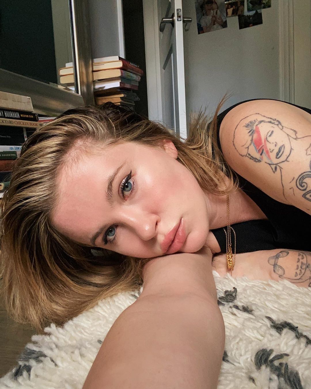 Chi è Ireland Baldwin, la figlia di Kim Basinger e Alec Baldwin