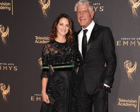 Il suicidio di Anthony Bourdain, ritratto dello chef ribelle compagno di Asia Argento