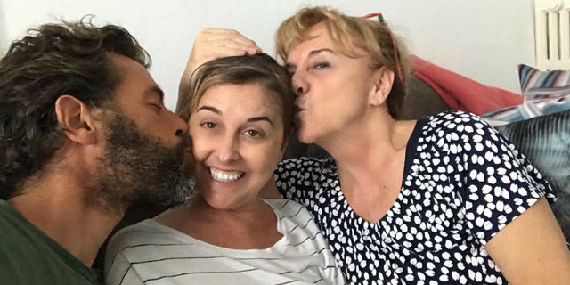 Nadia Toffa, il sorriso di una guerriera contro il tumore. Nadia Toffa, il sorriso di una guerriera contro il tumore.
