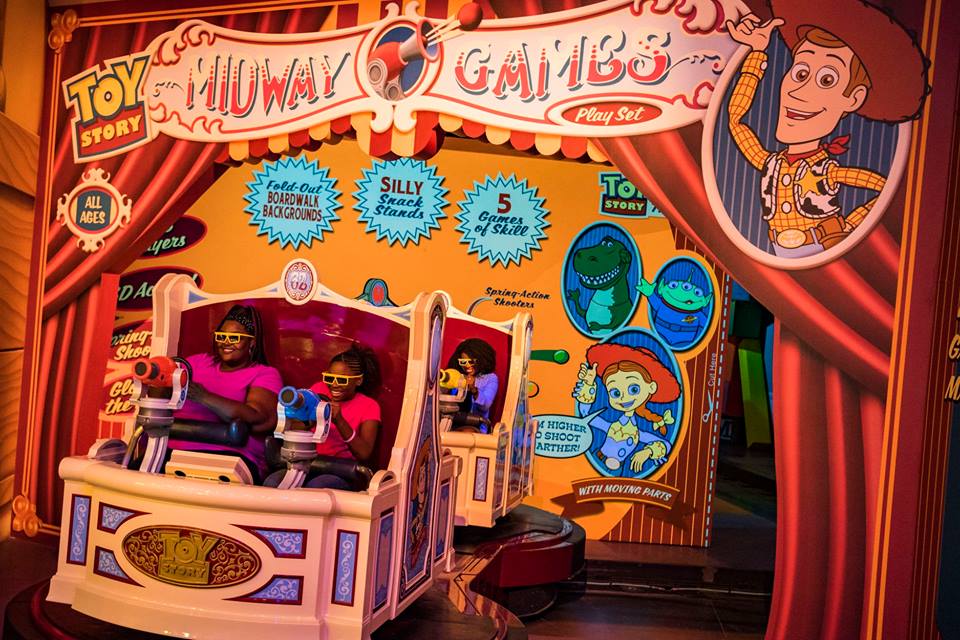 Toy Story Land: ha aperto il parco giochi di Woody e Buzz Lightyear