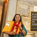 La ragazza con la Leica di Janeczek vince il Premio Strega
