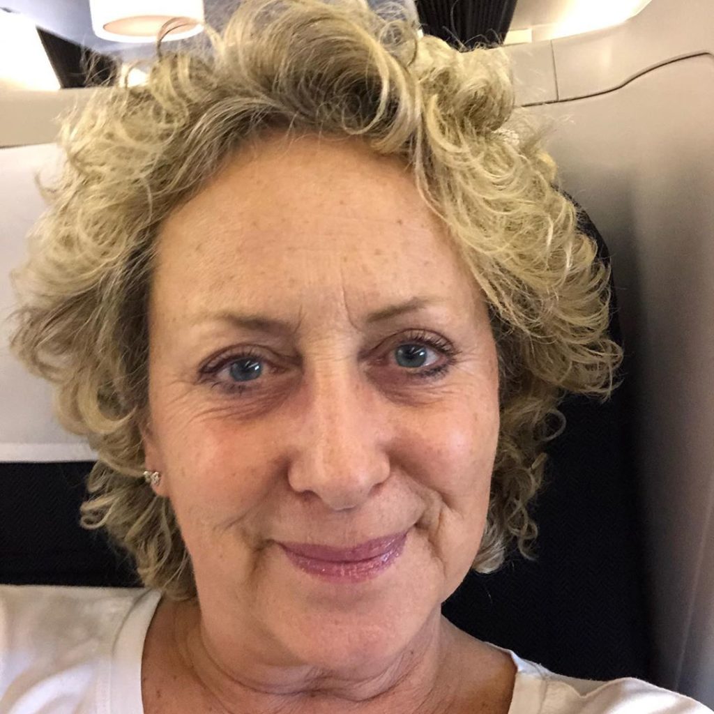 Carolyn Smith: "La lotta contro il cancro continua, ma io sorrido"