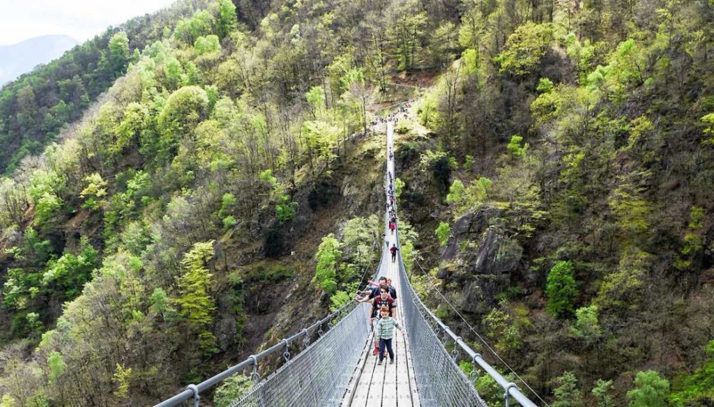 Ponte nel Cielo in Italia apre il ponte tibetano più alto d'Europa Roba da Donne