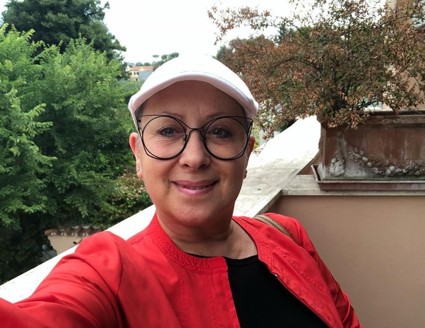 Carolyn Smith: "La lotta contro il cancro continua, ma io sorrido"