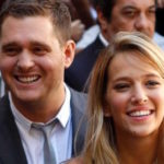 Michael Bublé papà per la terza volta: è nata la piccola Vida