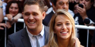Michael Bublé papà per la terza volta: è nata la piccola Vida