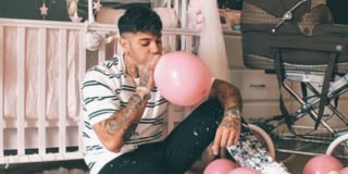 Emis Killa sorprende tutti: "Sono diventato papà, ma non metterò foto online"