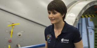 AstroSamantha è pronta per tornare a volare. E sogna la Luna
