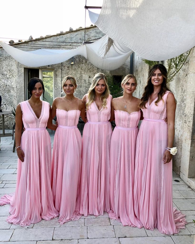 Ferragnez, gli outfit degli invitati al Social Wedding dell'anno