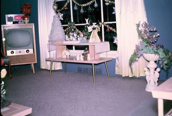 30 foto di decorazioni natalizie degli Anni '50-60 che mostrano quanto siamo cambiati