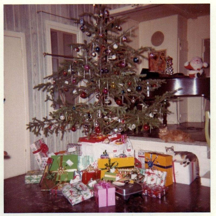 30 foto di decorazioni natalizie degli Anni '50-60 che mostrano quanto siamo cambiati