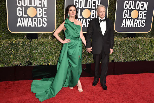 Effetto nudo, eccentrici, eleganti, regali: gli abiti delle star ai Golden Globe 2019