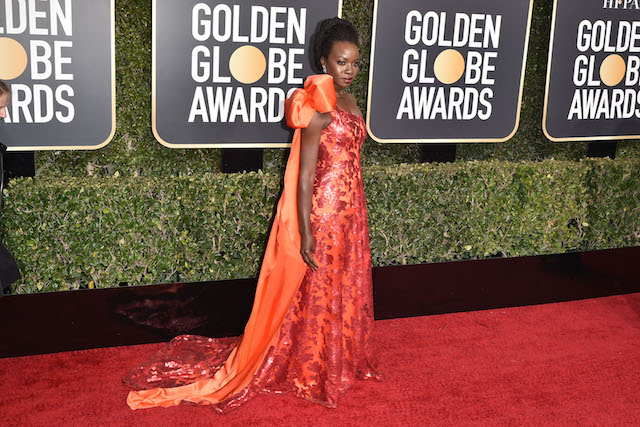 Effetto nudo, eccentrici, eleganti, regali: gli abiti delle star ai Golden Globe 2019